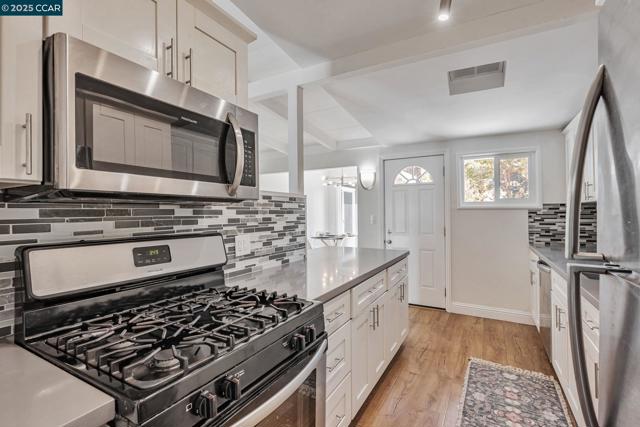 259 Los Altos Pl, American Canyon CA: https://media.crmls.org/mediaz/52d7733a-84d0-4003-aa84-0174c1f1b7f1.jpg