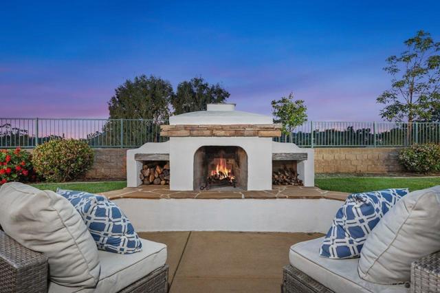 914 Lantana Ct, San Marcos CA: https://media.crmls.org/mediaz/52d8c9c0-655b-4d6c-a6d1-094e89480d87.jpg