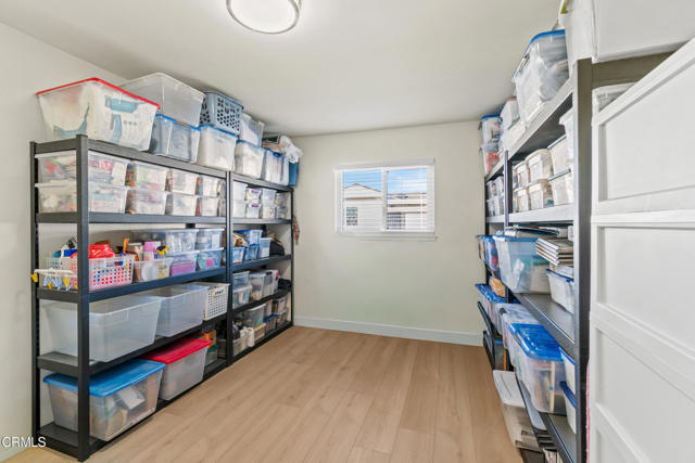 243 E Elfin Green, Port Hueneme CA: https://media.crmls.org/mediaz/52d9cd00-e7a9-4235-82d7-a4577c23cef1.jpg