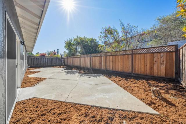 700 Gull Avenue, Foster City CA: https://media.crmls.org/mediaz/52dac191-ff7a-4520-9770-4a0627712182.jpg