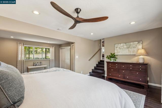 700 Golf Club Way, Pleasant Hill CA: https://media.crmls.org/mediaz/52dc18e1-becb-408d-8b78-8322226ce451.jpg