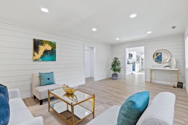 1105 Valota Road, Redwood City CA: https://media.crmls.org/mediaz/52dc7015-d6e1-4146-824a-6f4cd5f877d3.jpg