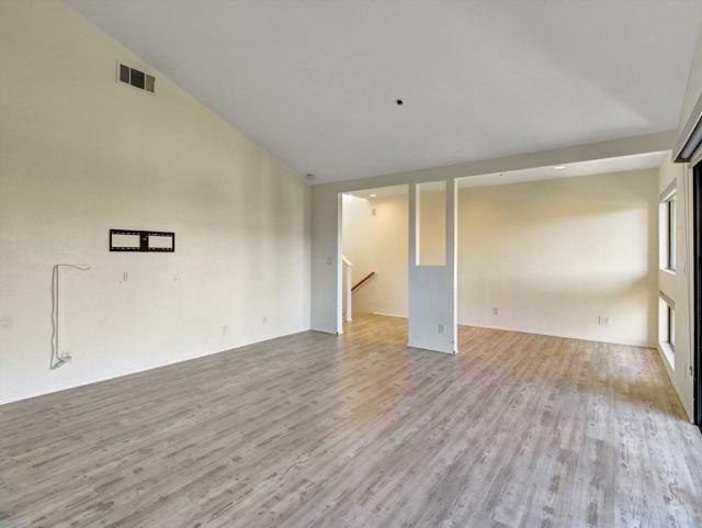 426 Village W Square, Palm Springs CA: https://media.crmls.org/mediaz/52dccfd8-01c0-4a00-94c4-c753da98a9c1.jpg