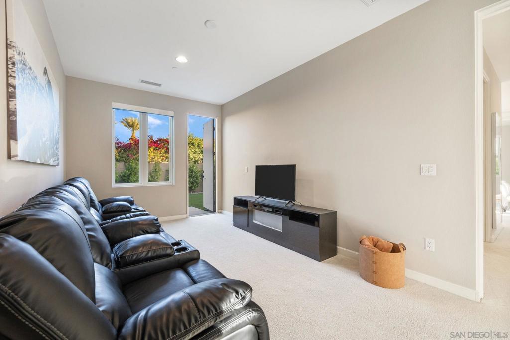 MLS #250044745SD image #13