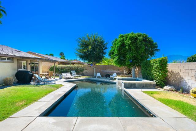47375 Mangrove Street, Indio CA: https://media.crmls.org/mediaz/52de9072-22b1-4175-9adc-6bd6b44f555f.jpg
