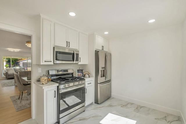 4626 Alhambra Drive, Fremont CA: https://media.crmls.org/mediaz/52dffb54-7bdd-41ae-b641-35d54b65680d.jpg