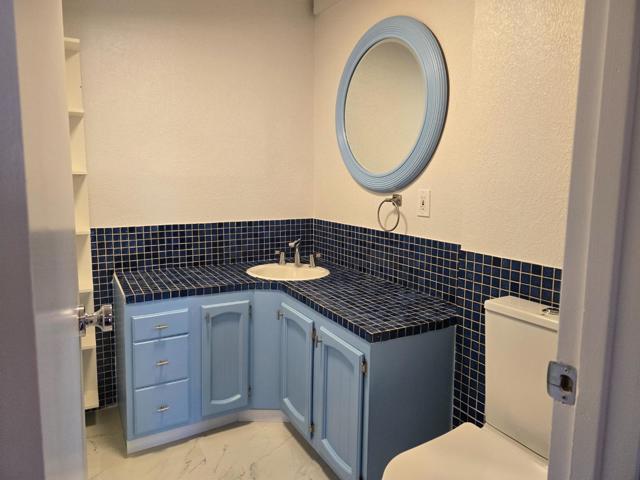 131 Hazel Avenue, Millbrae CA: https://media.crmls.org/mediaz/52e10d83-4a24-4164-854b-2cd500497580.jpg