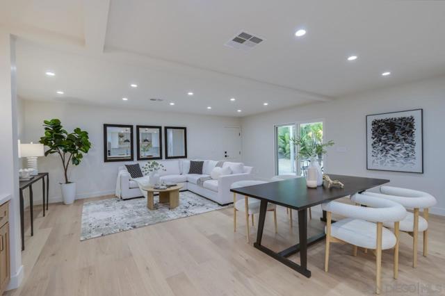 Image 12 of 69 For 6492 Dwane Ave