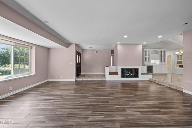 Detail Gallery Image 10 of 68 For 1325 Cliff Ave, Fillmore,  CA 93015 - 5 Beds | 3 Baths