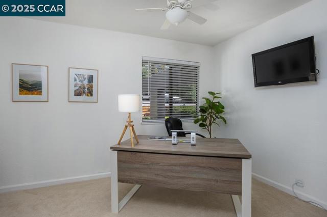 2554 Mockingbird Hill Rd, Walnut Creek CA: https://media.crmls.org/mediaz/52e429be-aebd-4133-ac65-ca06a8dc09b7.jpg