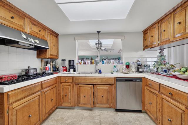 3992 Altadena Lane, San Jose CA: https://media.crmls.org/mediaz/52e49a72-75cd-4fb6-891f-911fcf779846.jpg