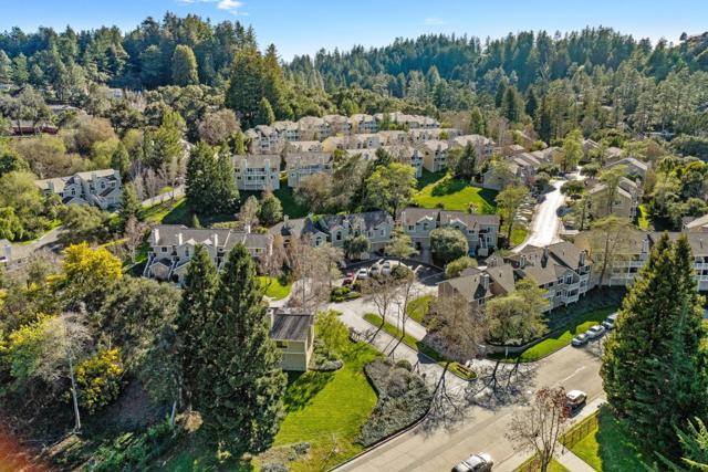 7 Arabian Way, Scotts Valley CA: https://media.crmls.org/mediaz/52e5099f-e1b4-40fd-865b-65f1114cebb4.jpg