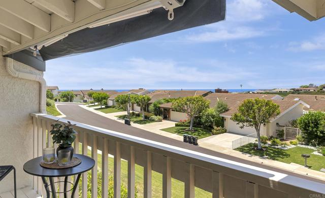 55 Jasmine Creek Drive, Corona del Mar CA: https://media.crmls.org/mediaz/52e571c0-a72a-4352-a698-ec2dbf034f69.jpg