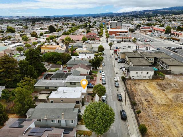 852 Hensley Avenue, San Bruno CA: https://media.crmls.org/mediaz/52e63e9b-b001-45d7-b5eb-0ebfbf67bef3.jpg