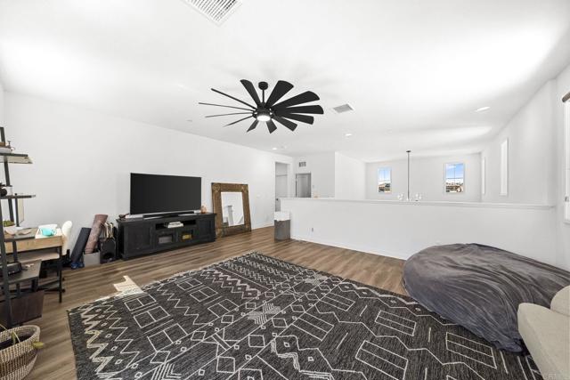 Detail Gallery Image 14 of 29 For 45218 via Vela, Temecula,  CA 92592 - 3 Beds | 2/1 Baths