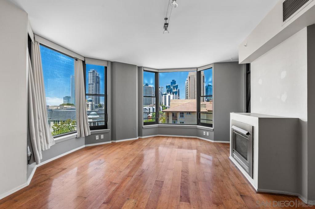 500 Harbor Dr. - photo 7