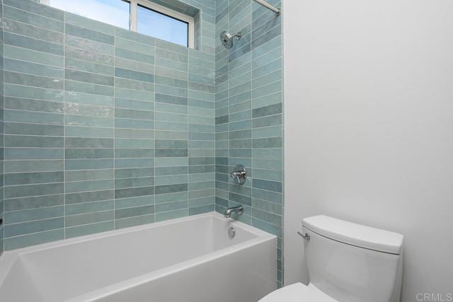 1203 Stonemark Place, Vista CA: https://media.crmls.org/mediaz/52e8cb25-8d56-4a4b-b339-ead60b5a26e0.jpg
