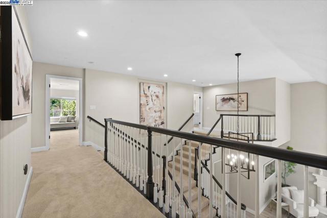 318 Montoya Way, Danville CA: https://media.crmls.org/mediaz/52e8cf87-8cad-41df-aeca-c188e7aa5321.jpg