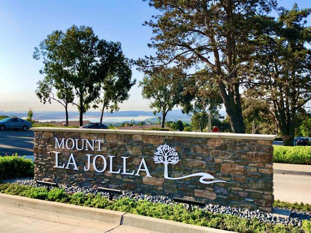 2294 Caminito Preciosa Norte, La Jolla CA: https://media.crmls.org/mediaz/52e9e2aa-e9e0-4287-9d1f-5ebb3dad1abd.jpg