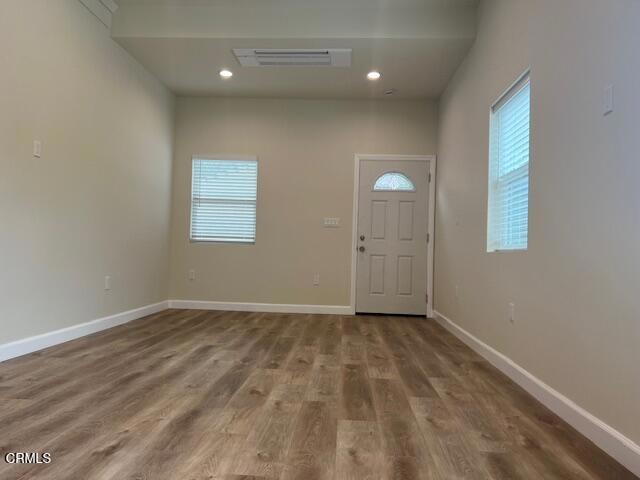10307 Floralita Avenue, Sunland CA: https://media.crmls.org/mediaz/52ece931-0e15-4dc9-b23f-28975854824d.jpg