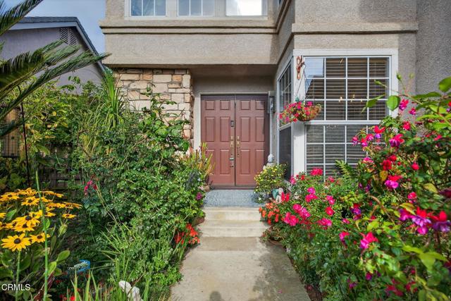 2314 Arcadian Shores Trail, Oxnard CA: https://media.crmls.org/mediaz/52edc642-d122-47be-a375-6dc8ad12456b.jpg