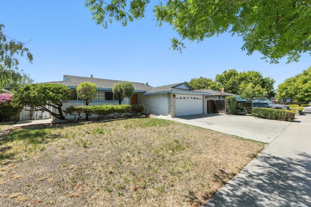 5911 Snell Avenue, San Jose CA: https://media.crmls.org/mediaz/52edcced-c9f9-4dd7-9958-958e8031a30c.jpg