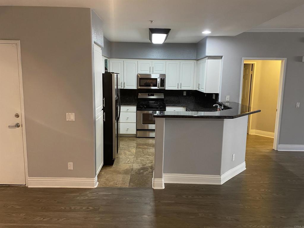 12372 Carmel Country Road #202