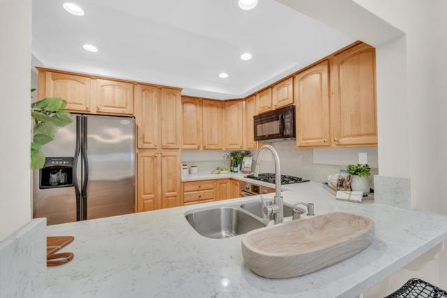 419 Clearview Drive, Los Gatos CA: https://media.crmls.org/mediaz/52ef831a-4969-4cbd-b0e8-1cdb27ae98e2.jpg