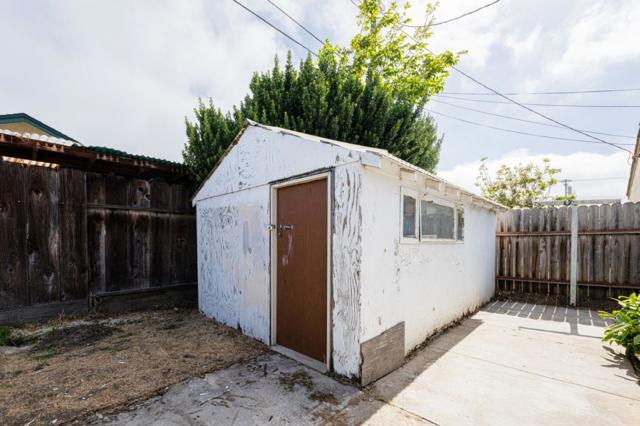114 Iris Drive, Salinas CA: https://media.crmls.org/mediaz/52efdb7e-5da9-4379-8cb7-c532d6e2c66c.jpg
