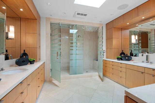 131 El Pinar, Los Gatos CA: https://media.crmls.org/mediaz/52f1ad7c-828c-46aa-8bc5-f97b6ee0ac18.jpg