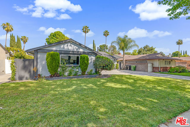 6626 Burnet Ave, Van Nuys, CA 91405