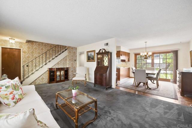 1113 Camino Del Sol Circle, Carlsbad CA: https://media.crmls.org/mediaz/52f4d131-01c0-4ead-9dde-782b37a307fe.jpg