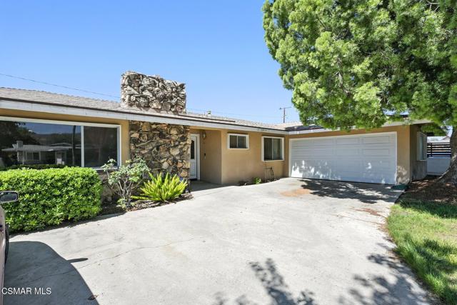 2049 Stanford Drive, Simi Valley CA: https://media.crmls.org/mediaz/52f4d46d-7001-460d-aed6-bfa0b9b99a19.jpg