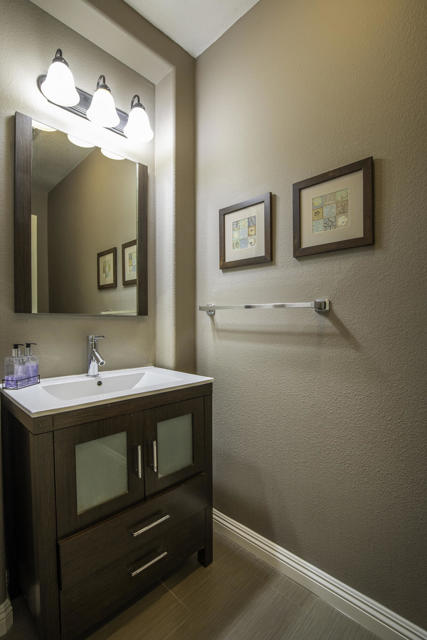 bathroom_2