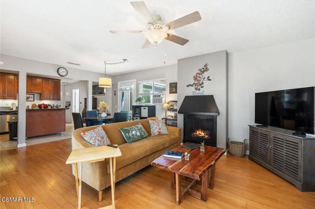 9538 El Cajon Street, Ventura CA: https://media.crmls.org/mediaz/52f6a159-3738-4a4d-8549-51bf3301b1df.jpg