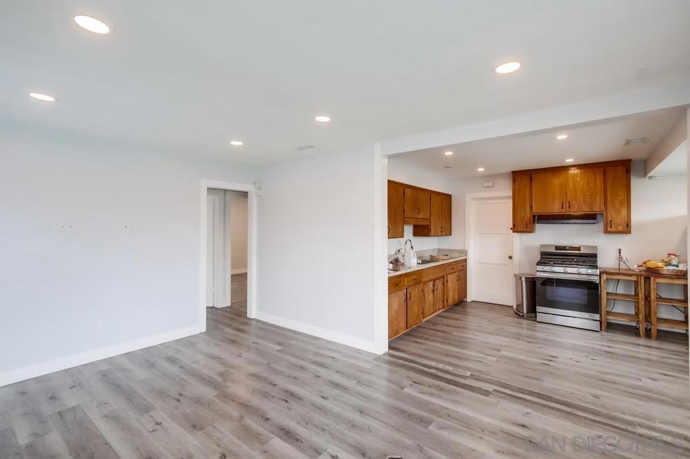 6375 Thorn St - photo 8