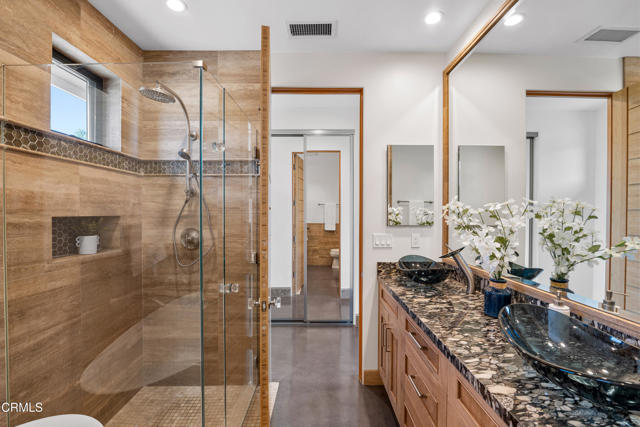 5572 Rainier Street, Ventura CA: https://media.crmls.org/mediaz/52f6dc25-575c-45c0-8e5a-e6b84d718f9f.jpg