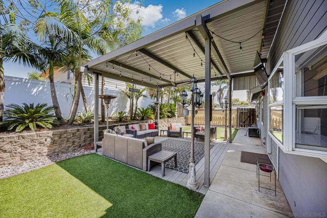 235 Loma Vista Pl, El Cajon CA: https://media.crmls.org/mediaz/52f6e0b1-9970-4148-bb53-929dcac858b4.jpg