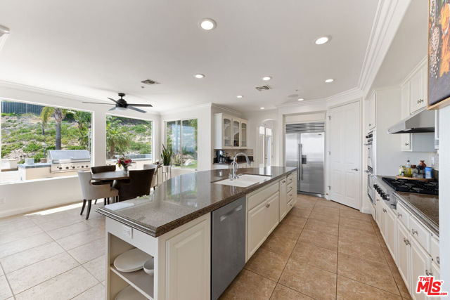 7416 Wiscasset Drive, West Hills CA: https://media.crmls.org/mediaz/52f723fa-3a6f-4e51-a688-06ca54acb8bc.jpg