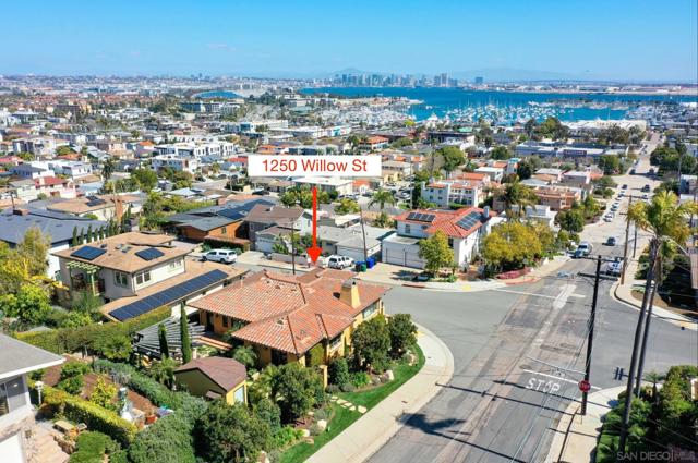 1250 Willow St, San Diego CA: https://media.crmls.org/mediaz/52f76fde-645d-48f4-9cc3-d9c62d5b3eca.jpg