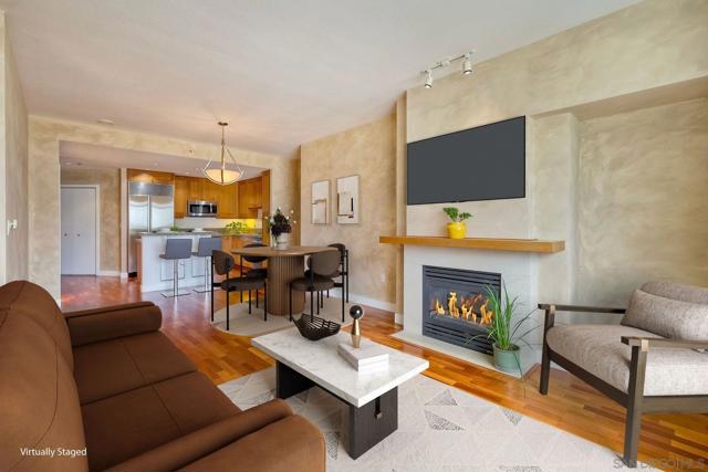 700 W Harbor Dr, San Diego CA: https://media.crmls.org/mediaz/52f84aa0-66b8-4884-a872-f6867c6bcdaa.jpg
