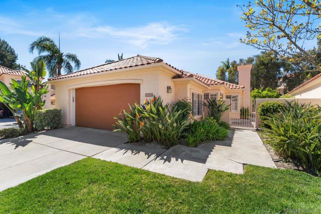 12027 Caminito Corriente, San Diego CA: https://media.crmls.org/mediaz/52f89108-7e57-44fa-89d0-7139c7f25392.jpg