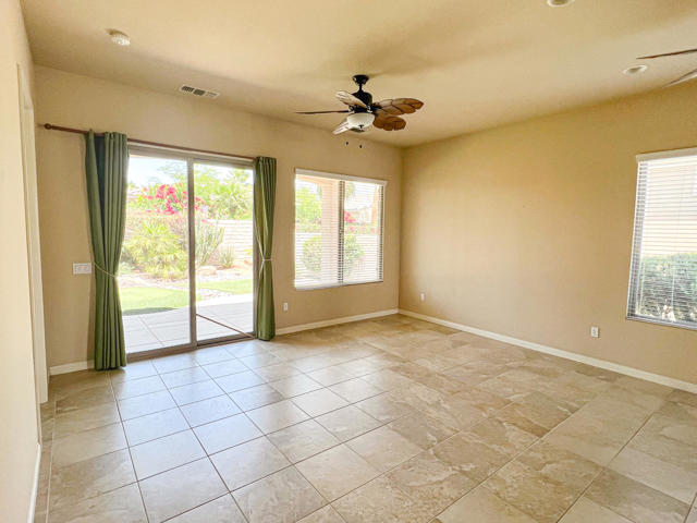 Image 3 of 20 For 81638 Avenida Parito
