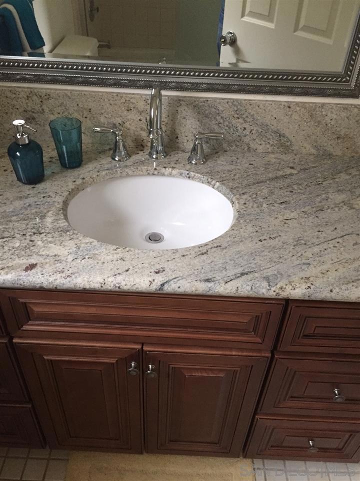 1460 Oliver Avenue - photo 9