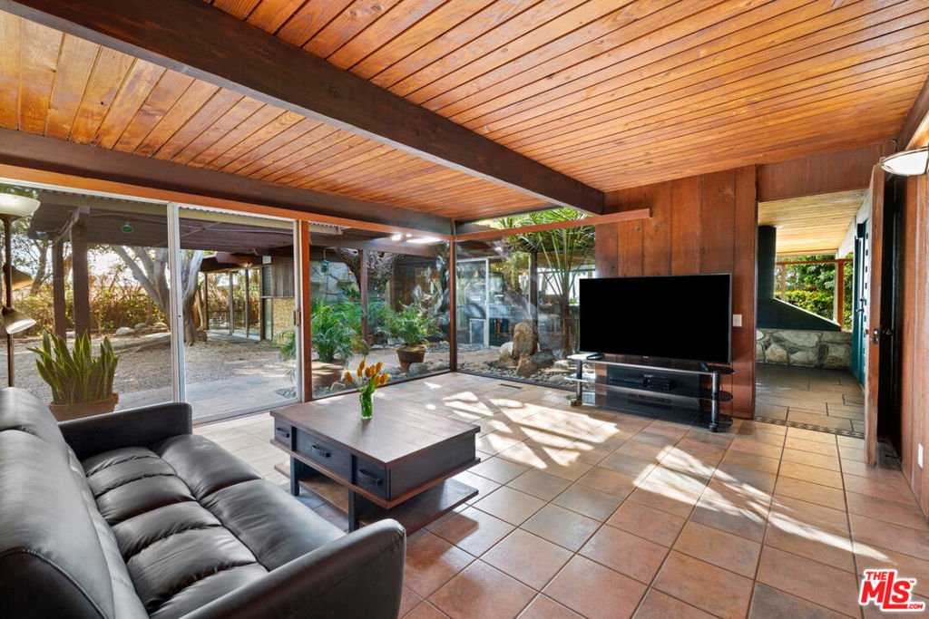 MLS #26853975 image #31