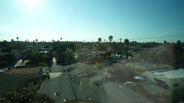 3535 Monroe Avenue, San Diego CA: https://media.crmls.org/mediaz/52fafaf2-d58e-4eb0-bf1a-ba80ad13af76.jpg