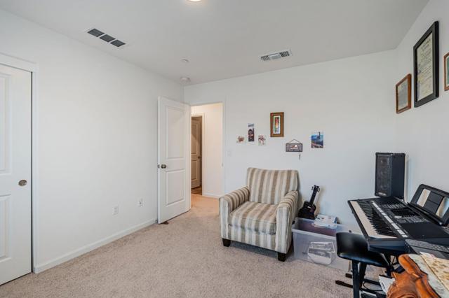 1420 Primitivo Lane, Manteca CA: https://media.crmls.org/mediaz/52fb870d-206a-4de2-b061-ac567878b426.jpg