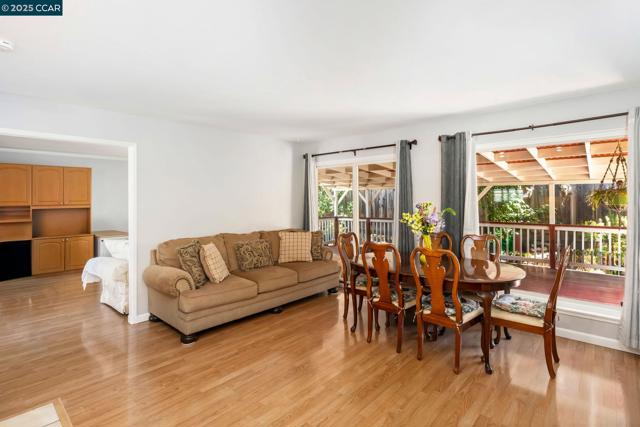 1216 Sherlock Way, Concord CA: https://media.crmls.org/mediaz/52fcd898-69c2-46d6-ae26-bf2d147c403c.jpg