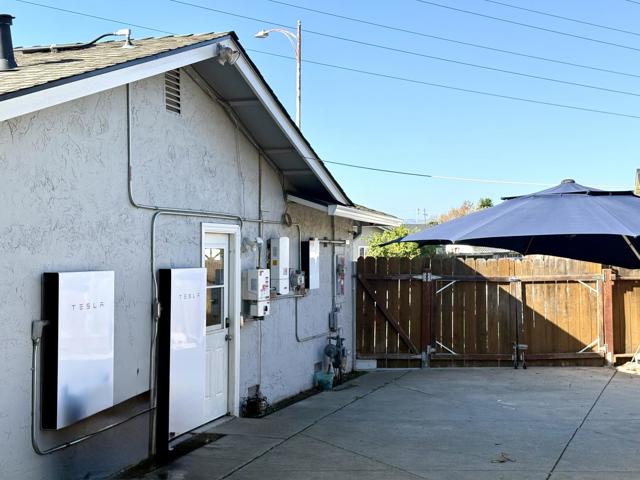 464 Fellom Court, Gilroy CA: https://media.crmls.org/mediaz/52fcf3be-3744-4108-9f09-5a23555c96f1.jpg