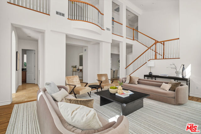 1772 Tamarack Street, Westlake Village CA: https://media.crmls.org/mediaz/52fd7ff5-3852-4fd1-9c2a-e9abee3fd979.jpg